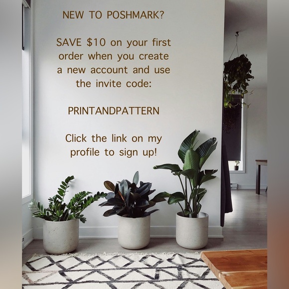 NWT 3-Pack Set of Hanes THREE White Cotton V-Neck T-Shirts in 2XL / 2XG - Picture 3 of 4